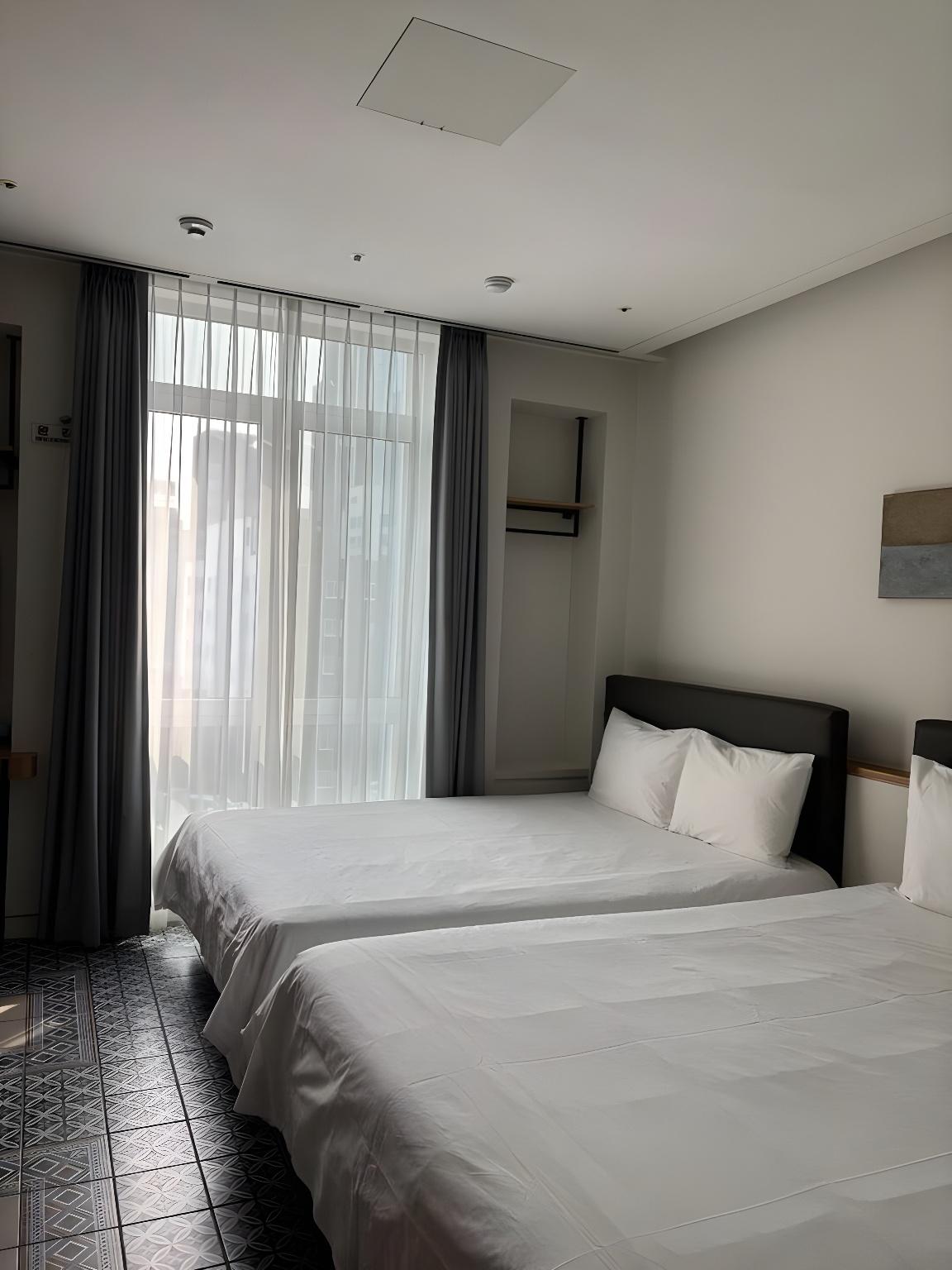 Deluxe, Family, Single Bed