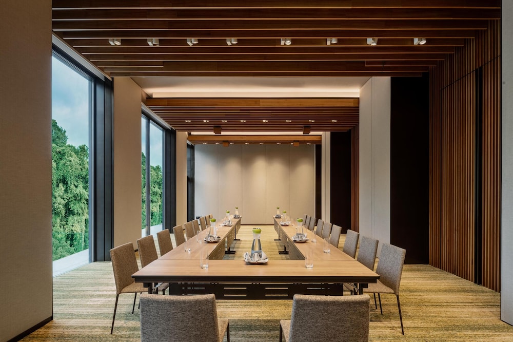 Hyatt Centric Kota Kinabalu 44/50