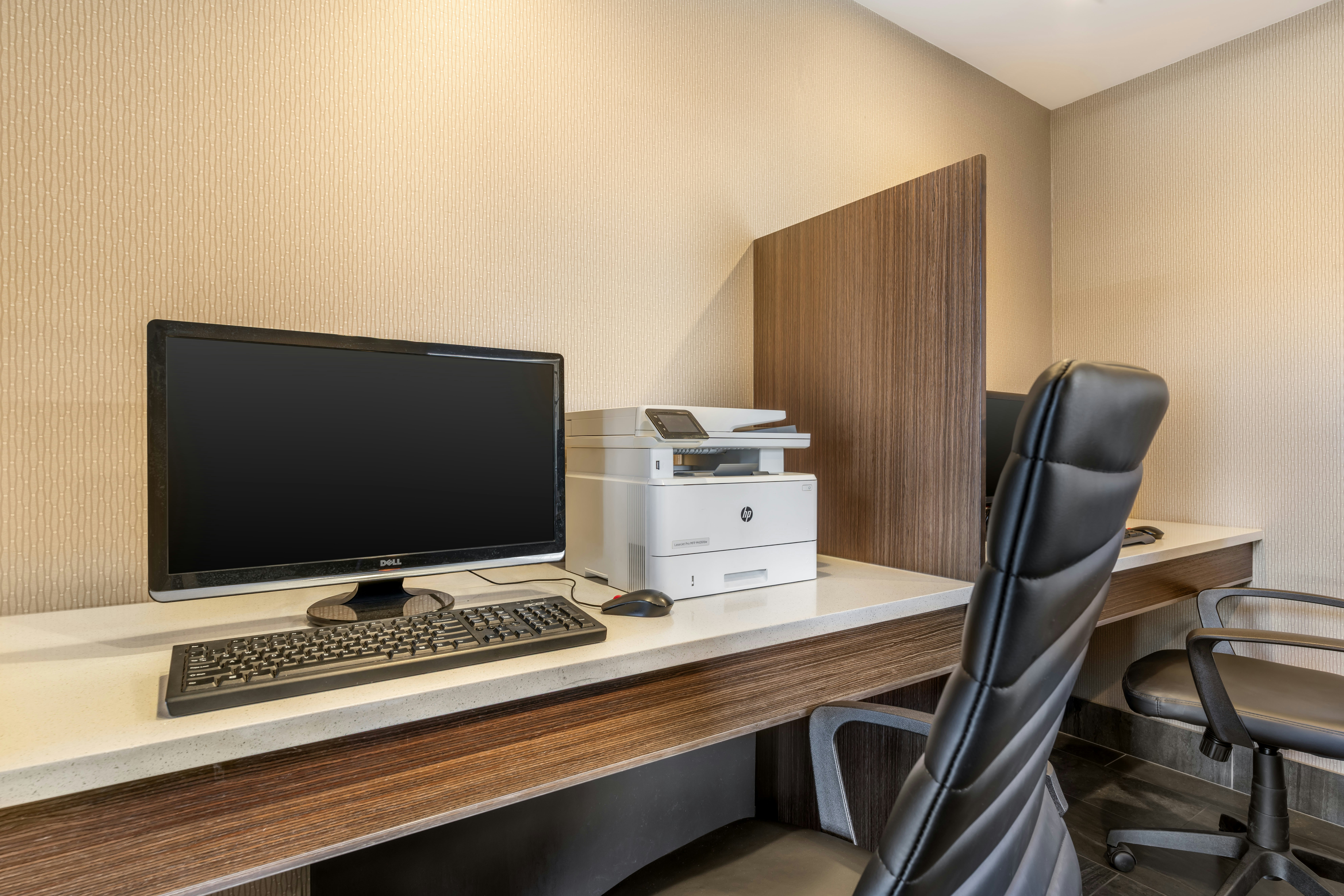 Best Western Plus Burnaby Hotel 63/76