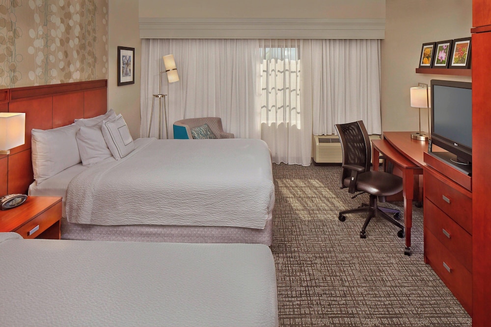 Room at COURTYARD STUART, STUART - FL