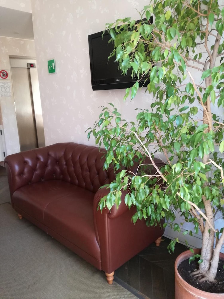 Hotel Eden 5/46