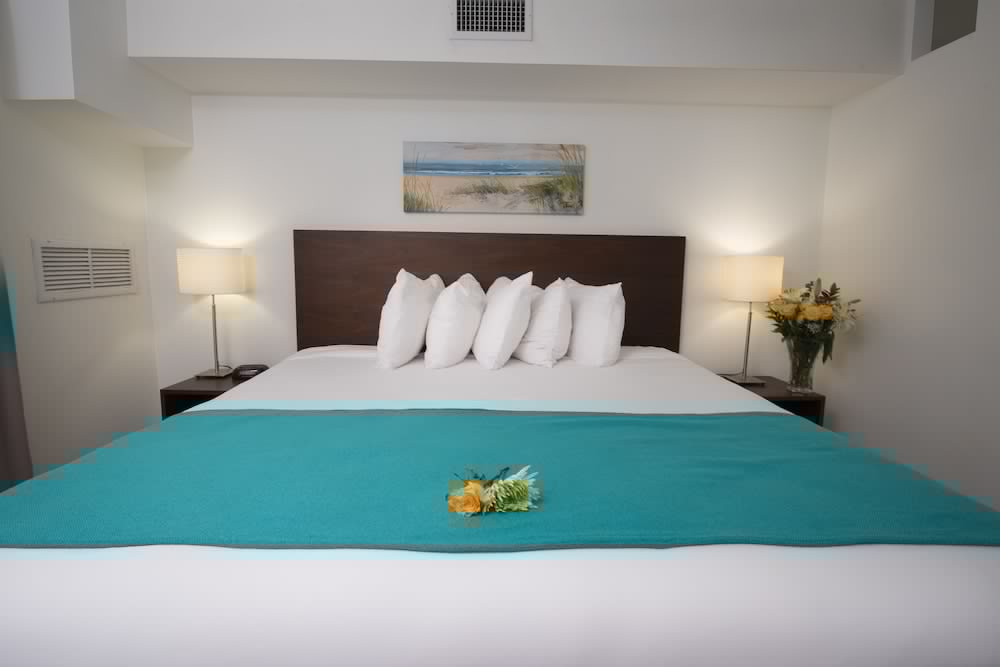 Regency Inn & Suites 16/54