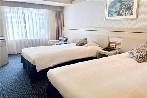 Leisure, Twin Beds