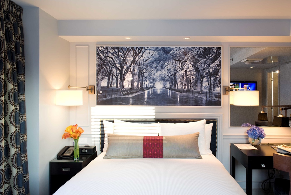 Hotel AKA Nomad 28/66