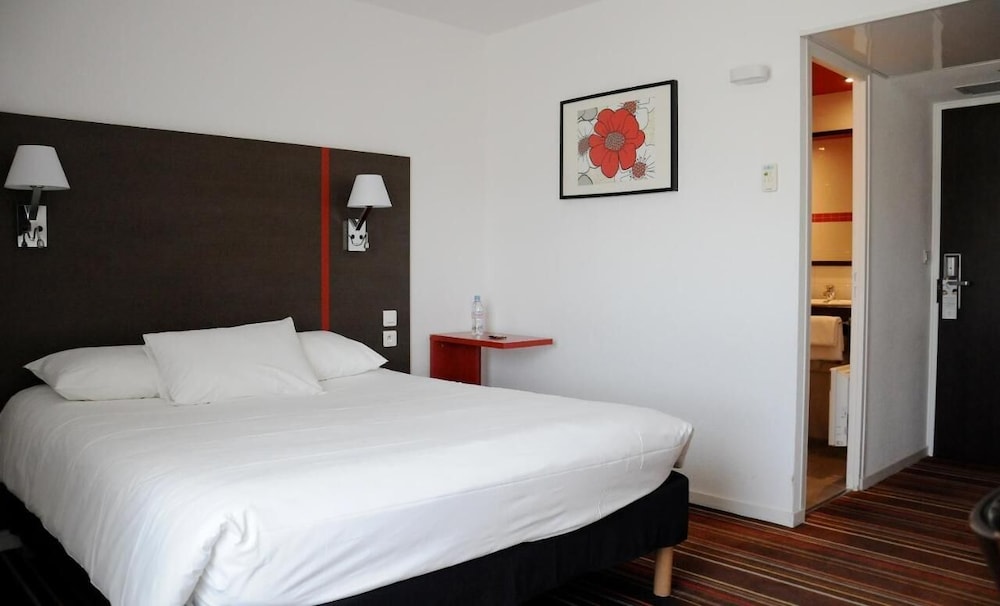 Ibis Styles Segre 16/58