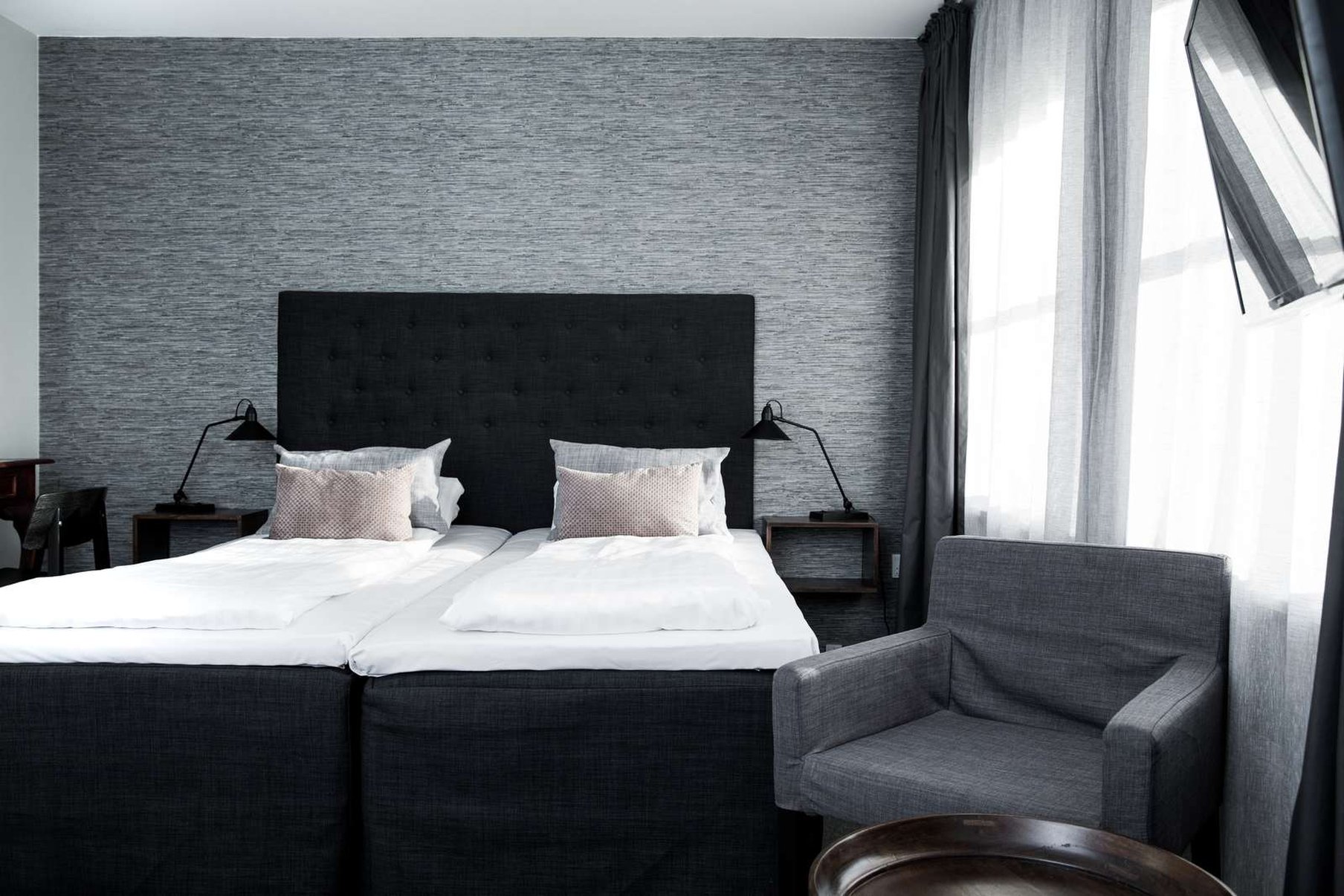 Skjalm Hvide Hotel 6/16