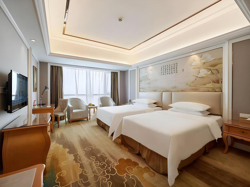 Standard, Twin Beds