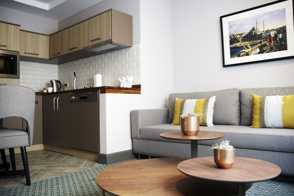 Tophane Suites 22/39