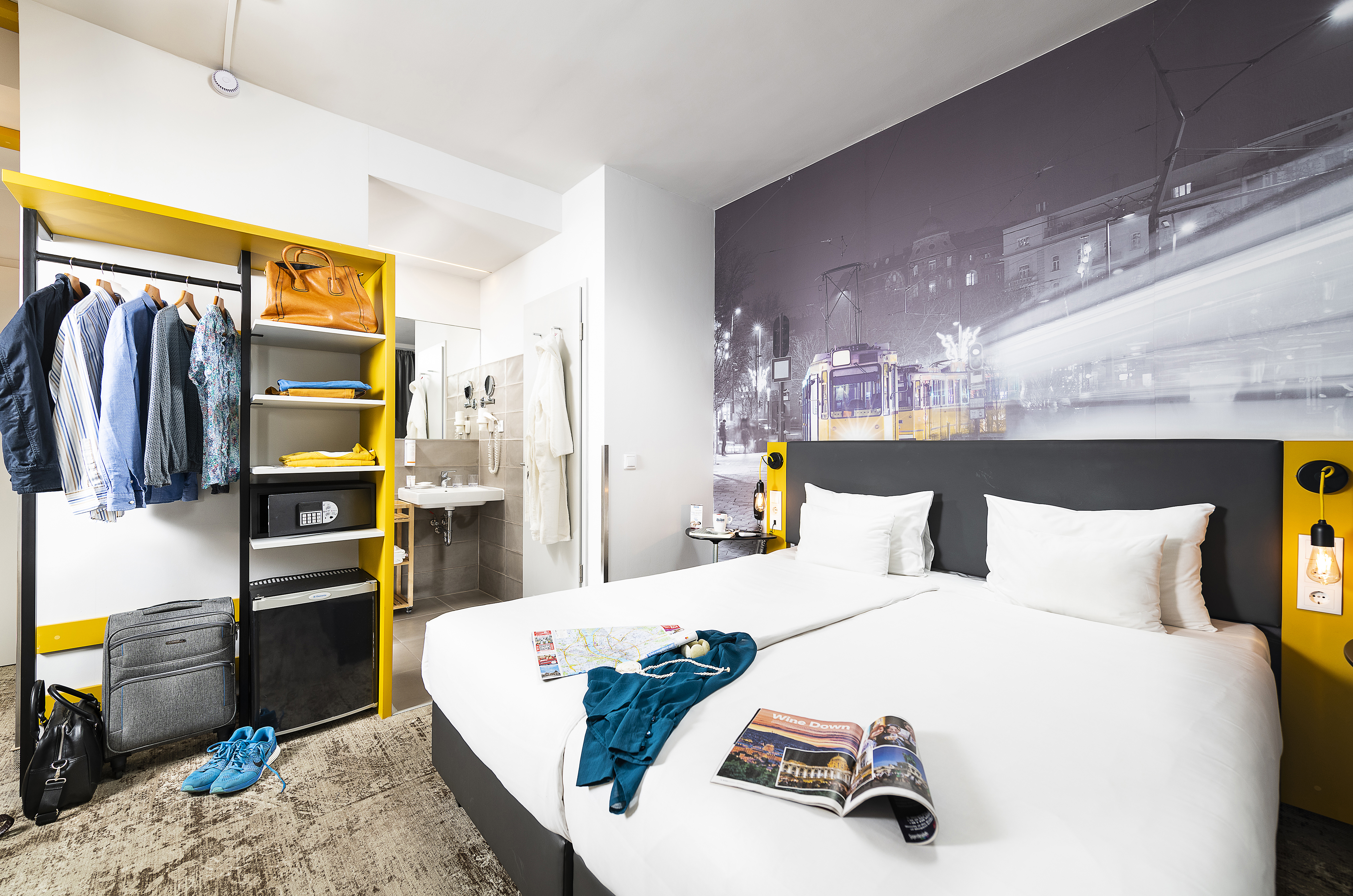 Deluxe, Double Bed