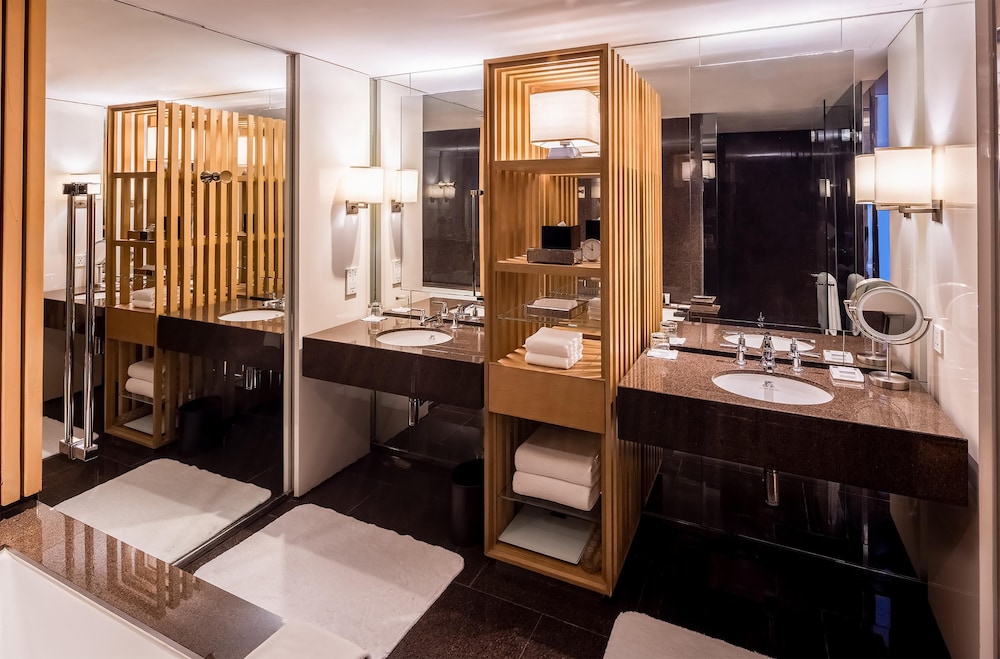 Grand Hyatt Chengdu 74/75