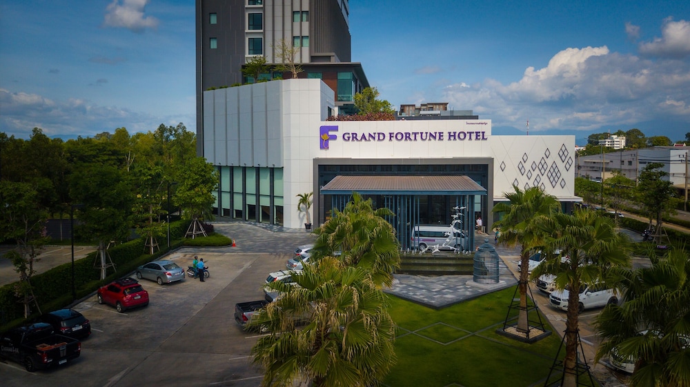 Grand Fortune Hotel Nakhon Si Thammarat 67/70