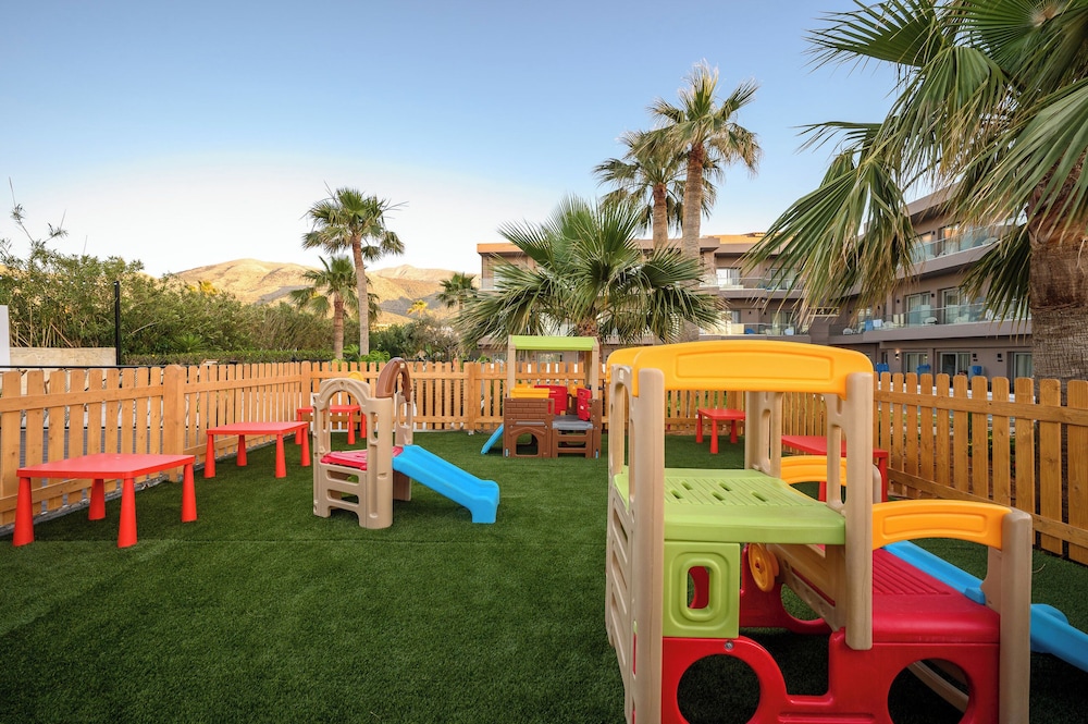 Malia Bay Beach Hotel And Bungalows 64/71