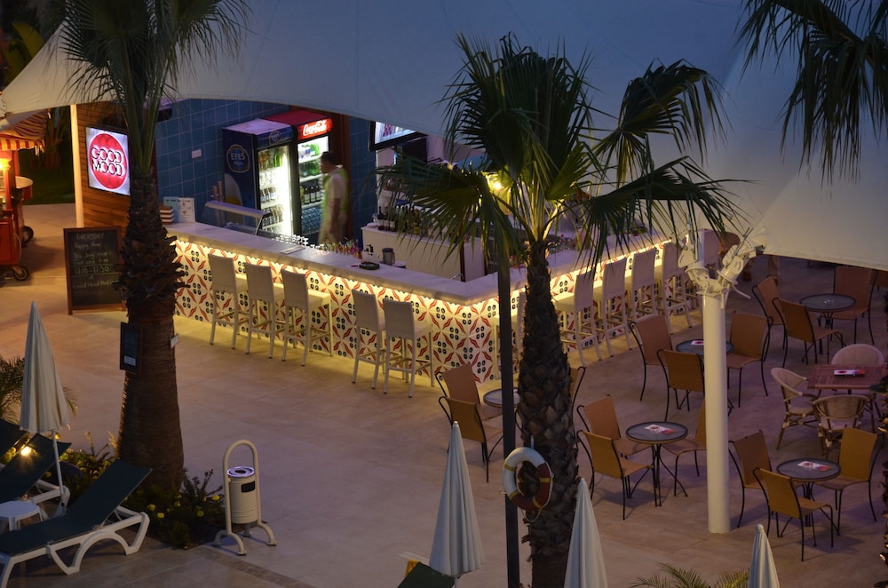 Calimera Side Resort 44/48
