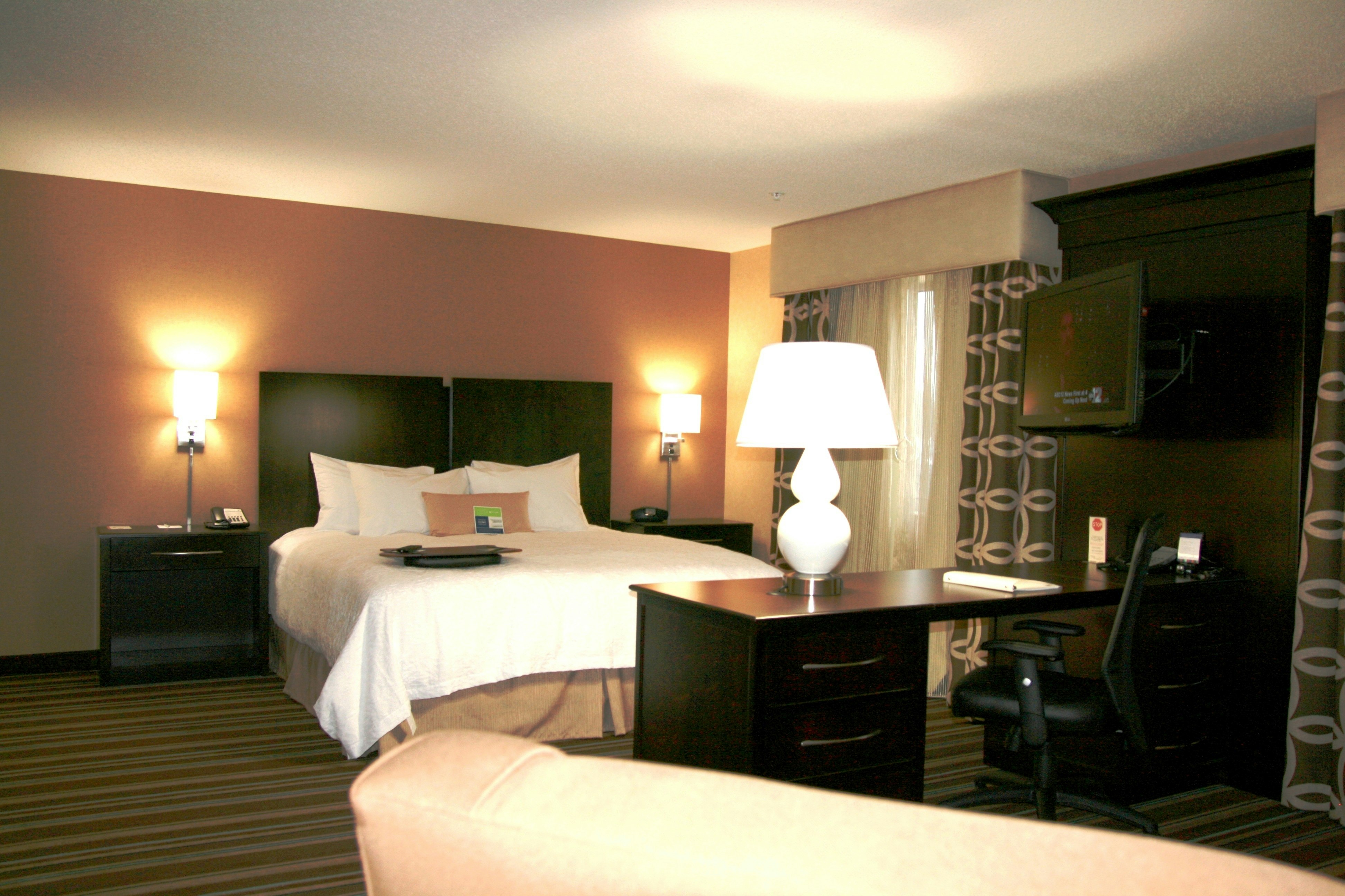 Hampton Inn and Suites Flint-Grand Blanc 12/46
