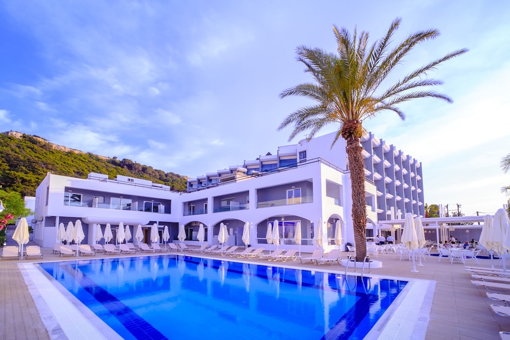 Oceanis Park Hotel 9/88