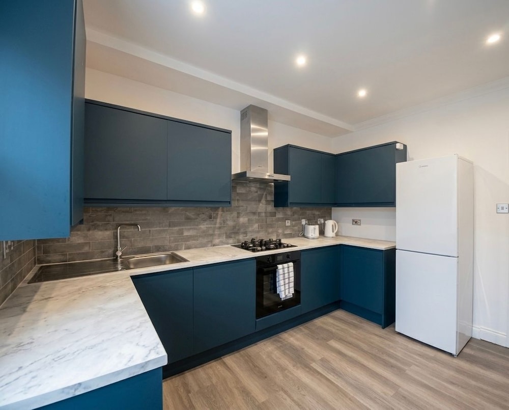 Boswell Elite Two Bed Apartment 15/19