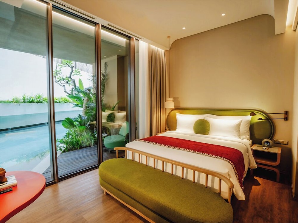 LAGOON, TROPICAL, STUDIO, KING BED