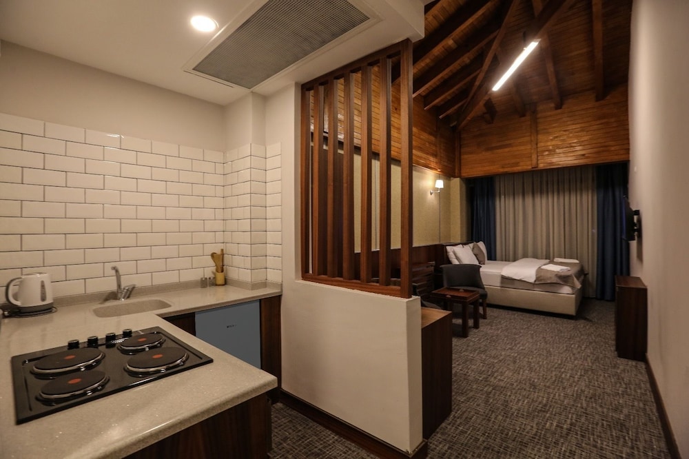 Akamoy Boztepe Hotel & Restaurant 40/40
