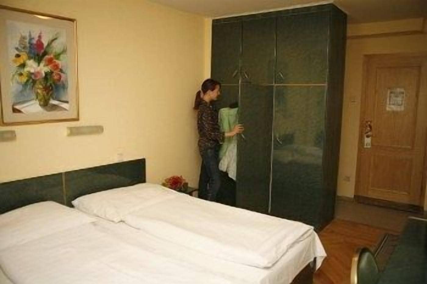 STANDARD, TWIN BEDS
