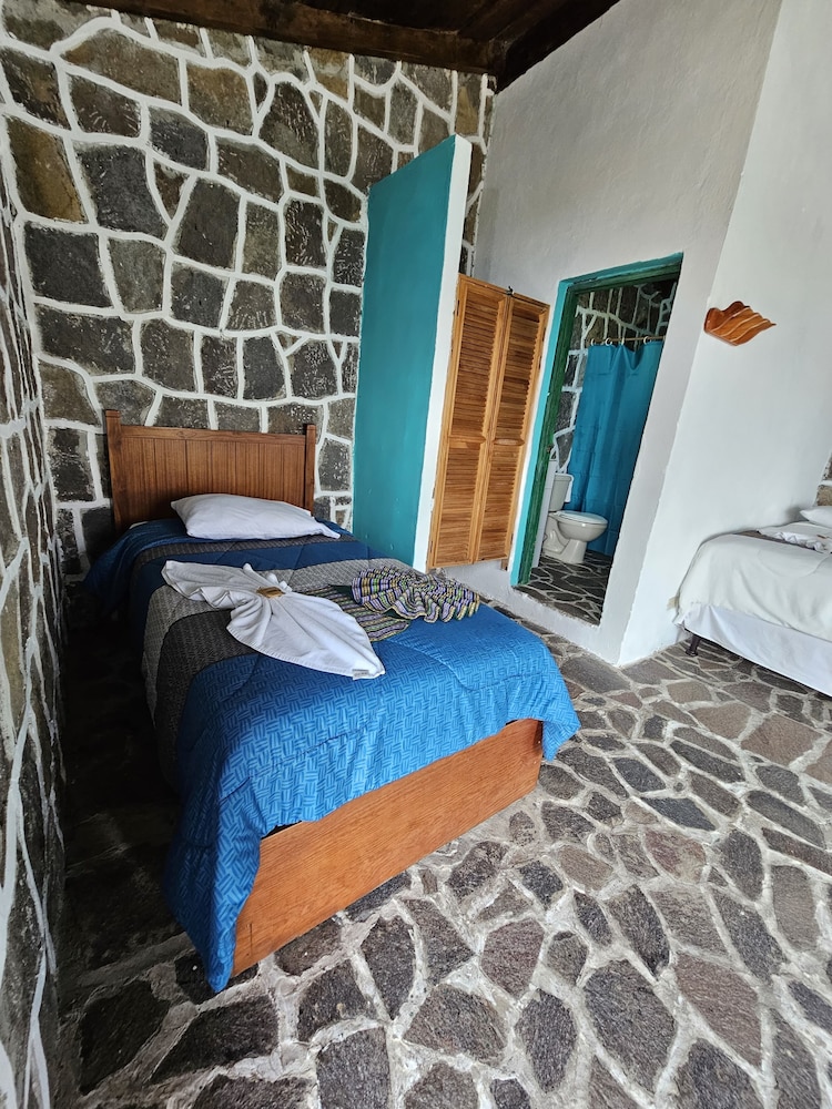 ECO HOTEL UXLABIL ATITLAN 14/49