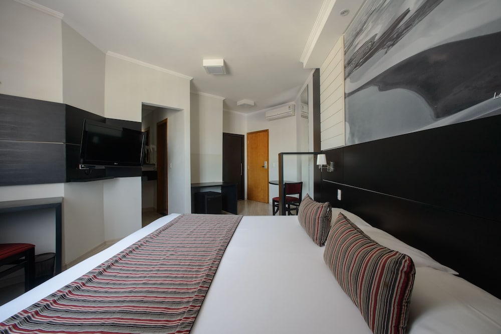 Faro Hotel Taubate 13/50