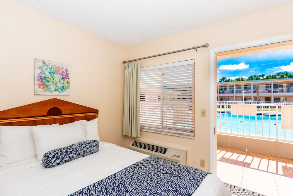 Belleair Beach Resort Motel 17/45