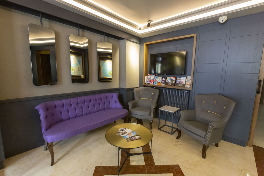 Hotel Seraglio 42/70