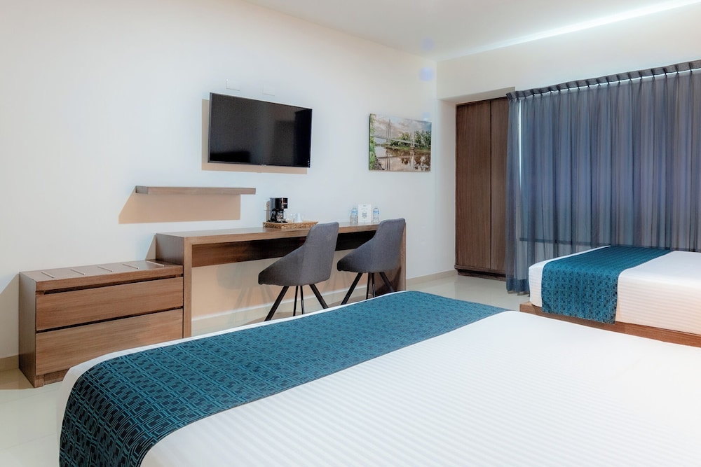 InHouse Culiacan (ex. Monterreal Hotel) 36/74