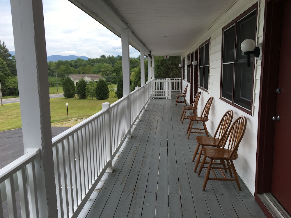 Cabot Inn and Suites 31/50