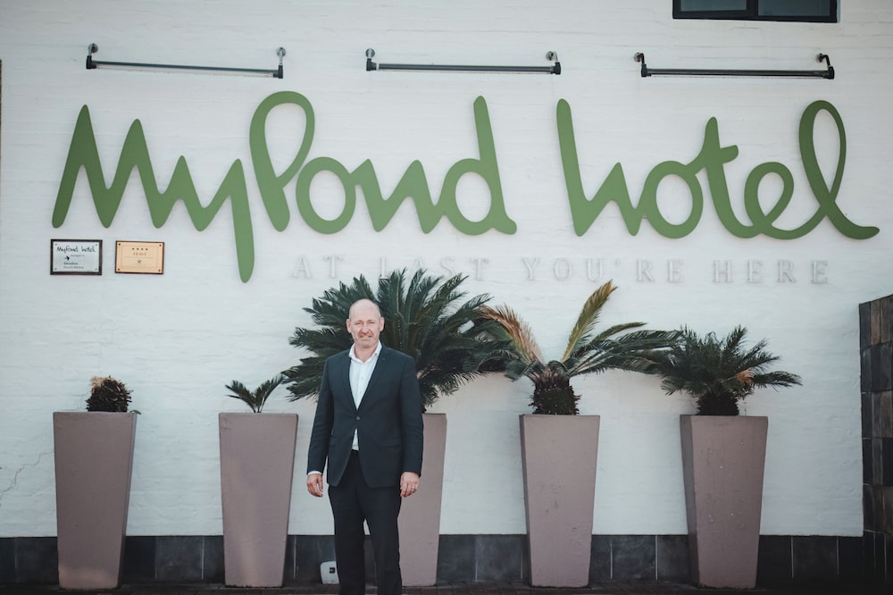 My Pond Hotel 5/50