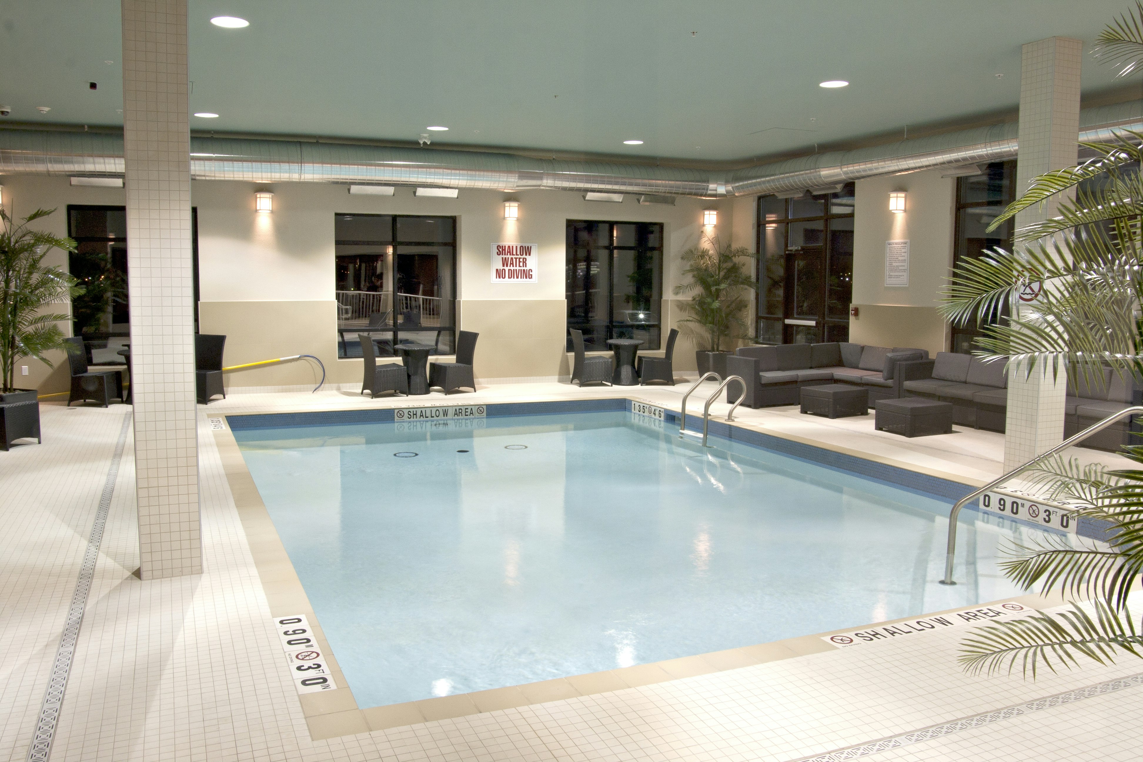 Holiday Inn Express Pembroke 27/51