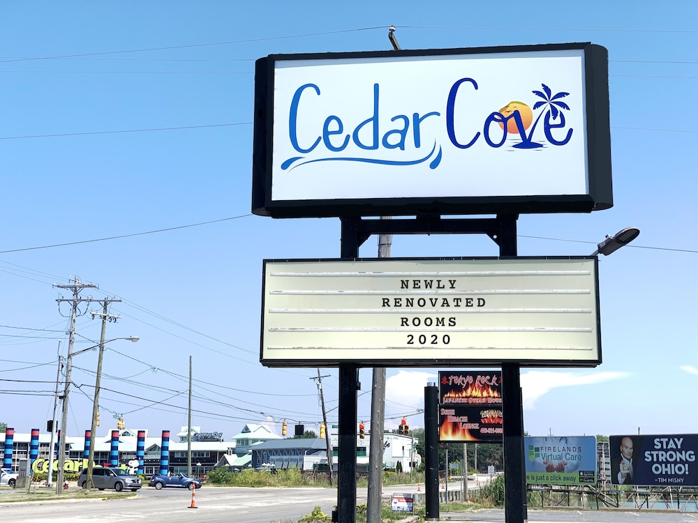Cedar Cove (ex. Howard Johnson Inn Sandusky Park N. Entrance) photo5