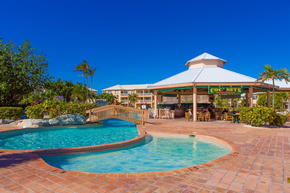 Island Seas Resort 4/60