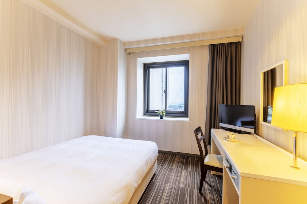ROOM, DOUBLE BED, BATHTUB