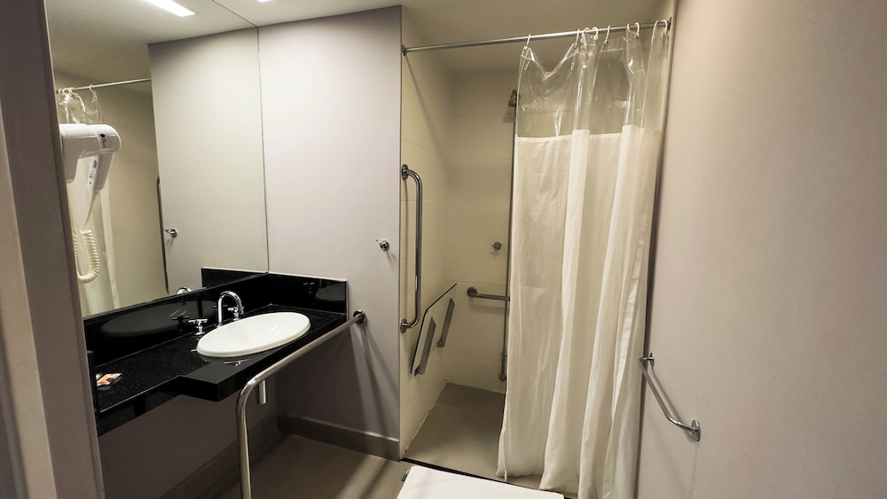 Hotel Vivenzo Savassi 50/50