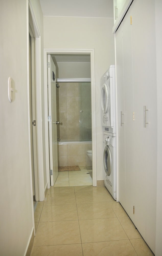 Lux Miraflores Apartments Tripoli 22/42