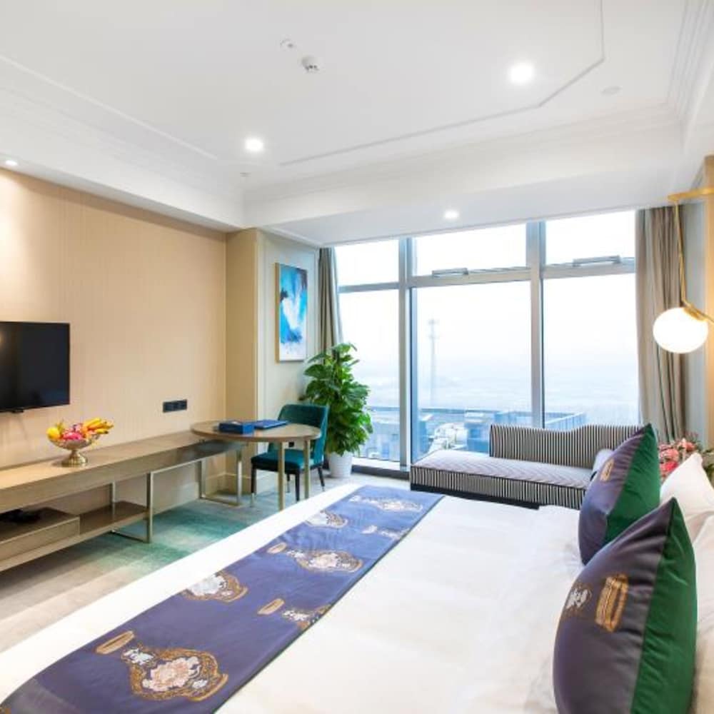 Lily Hotel 14/33