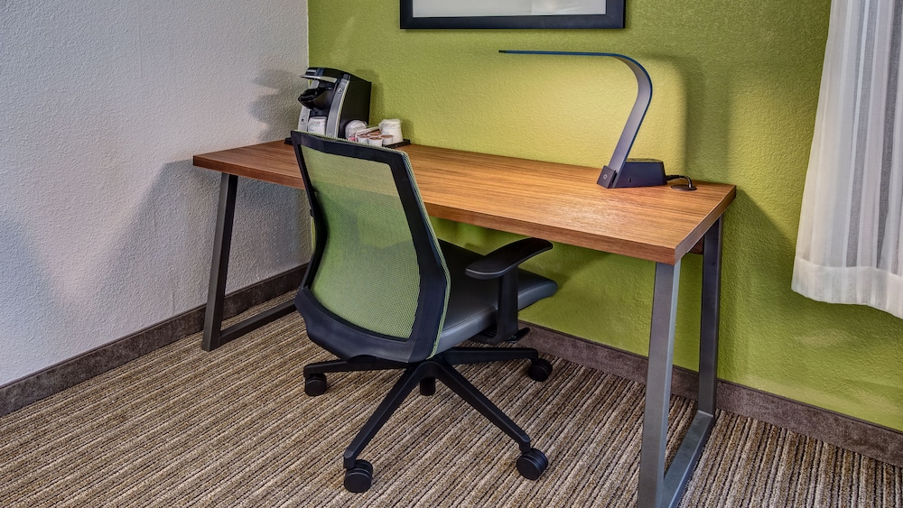 Holiday Inn Express Memphis Medical Center Midtown 52/61