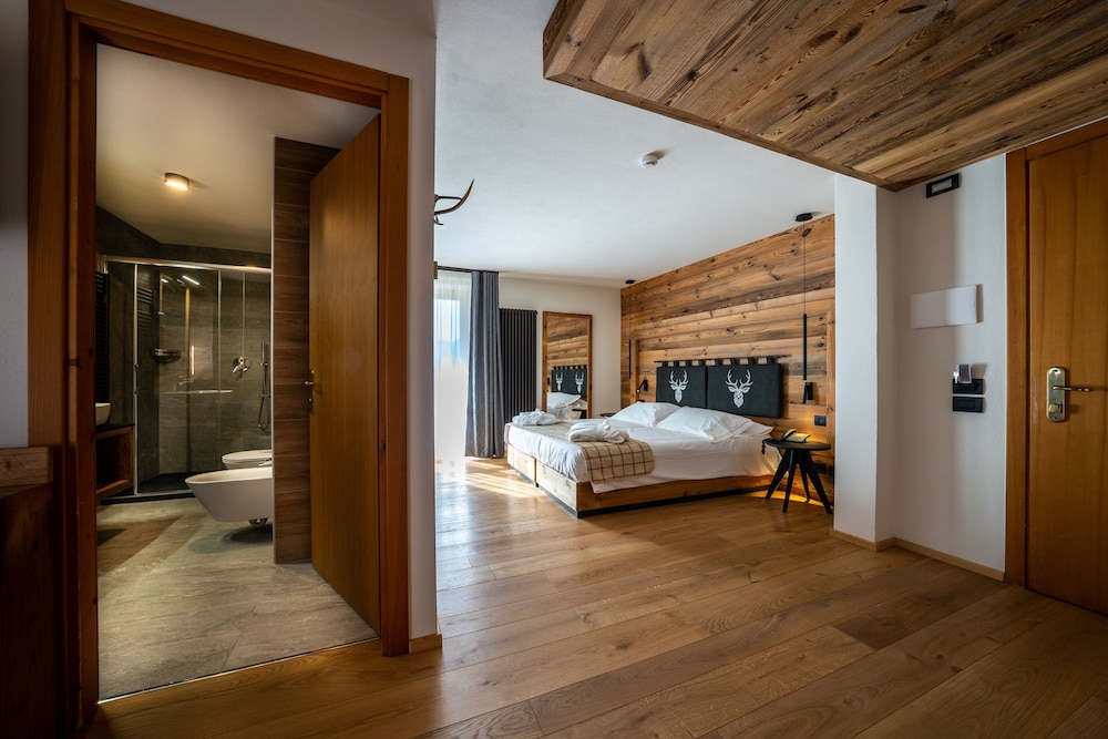 غرفة سوبيريور عائلية بسريرين مزدوجين، Hotel Lo Scoiattolo 5/8