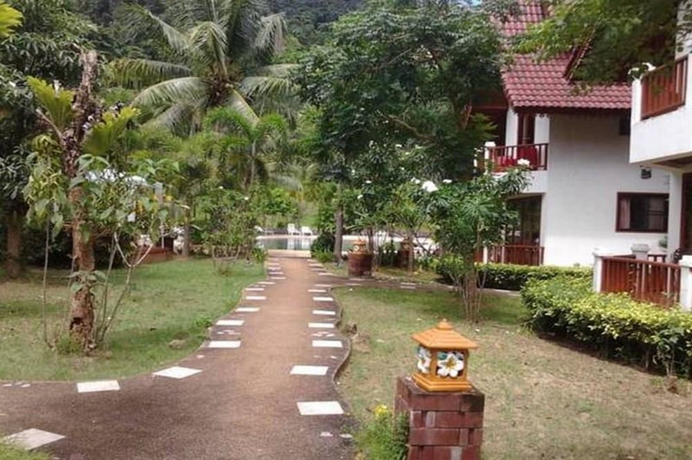 Koh Chang Thai Garden Hill Resort 7/54