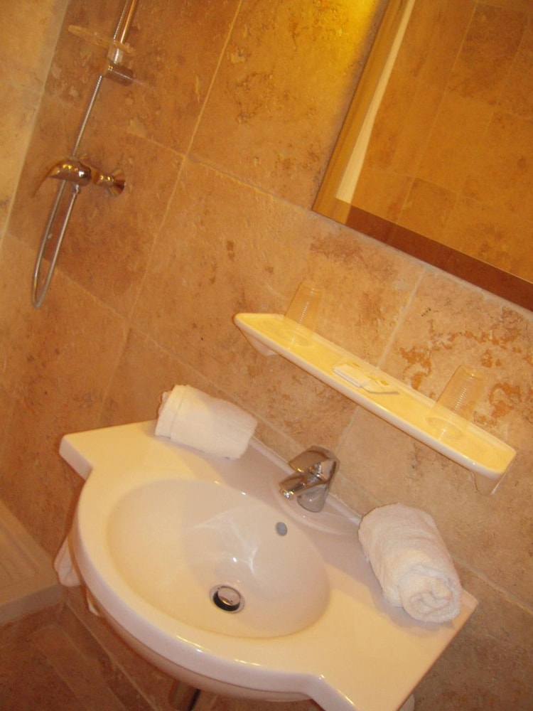 Bel Azur Hotel 50/52