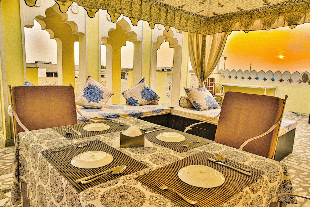 Harsoli Haveli 13/31