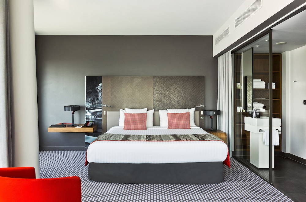 Melia Paris La Defense 16/73
