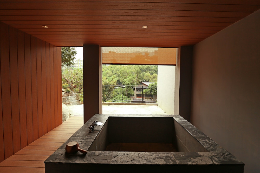 Water House 39/52