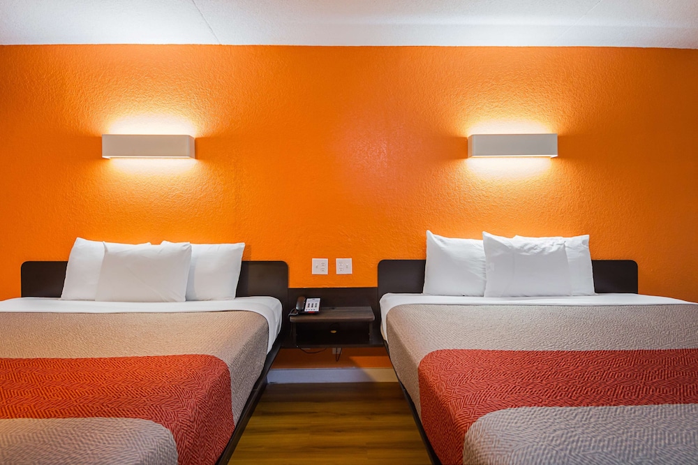 Motel6 Garland, TX - Northeast Dallas 33/43