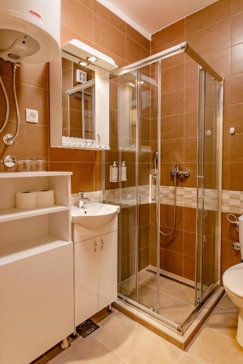 Hotel Airstar 28/28