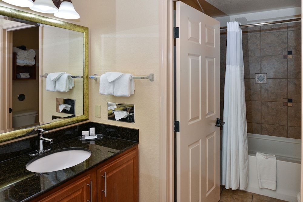 Staybridge Suites Las Cruces 72/72