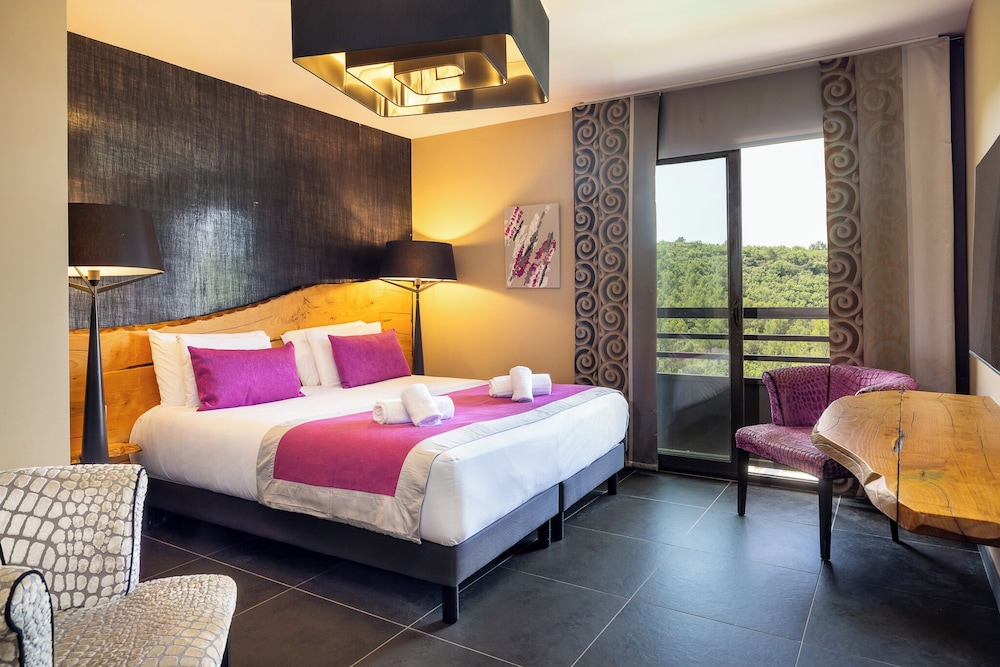 Mercure Brignoles Golf de Barbaroux and Spa 26/73