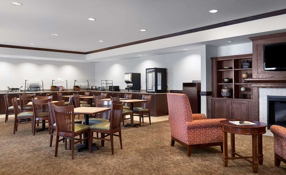 Comfort Inn & Suites Concord (Kannapolis) 31/51
