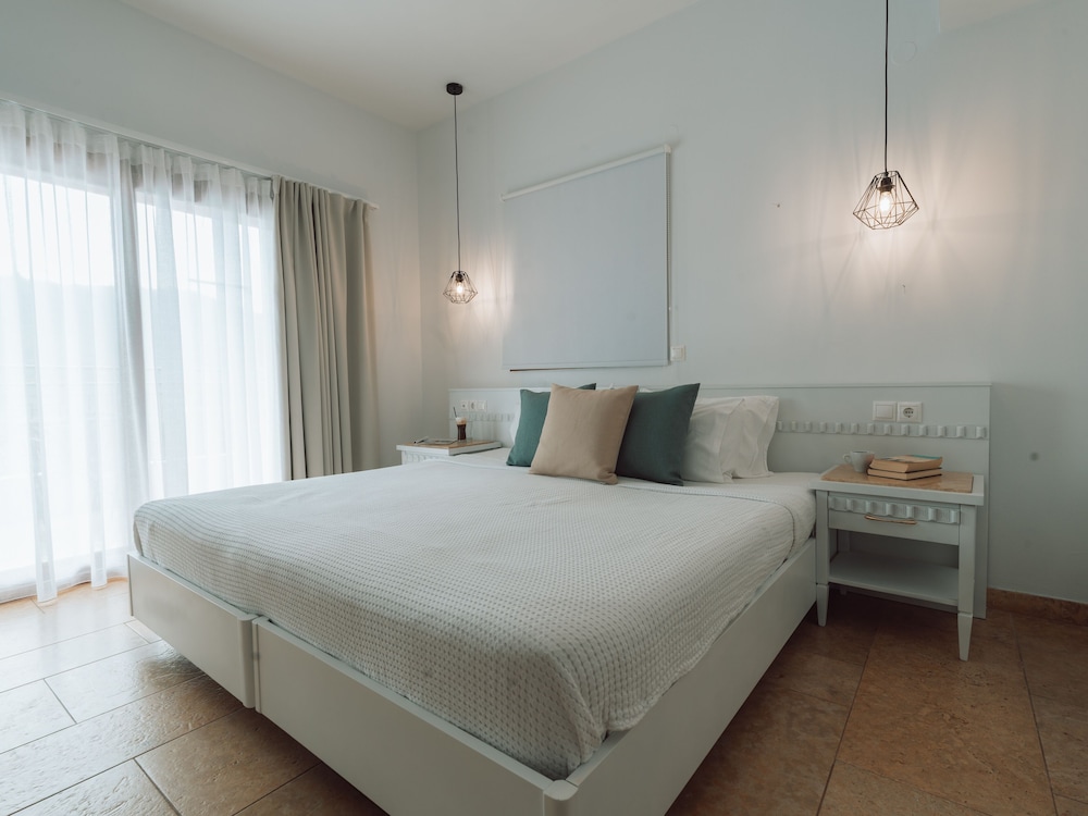 Dracos Hotel 16/56